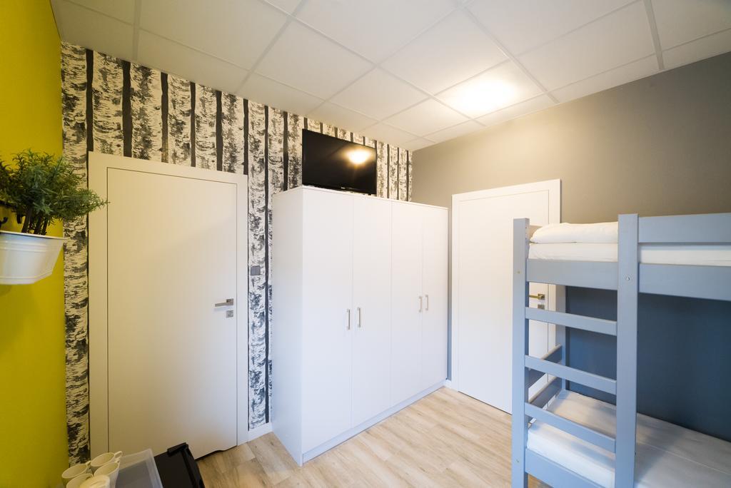 Hostel Filip 2 グダニスク 部屋 写真